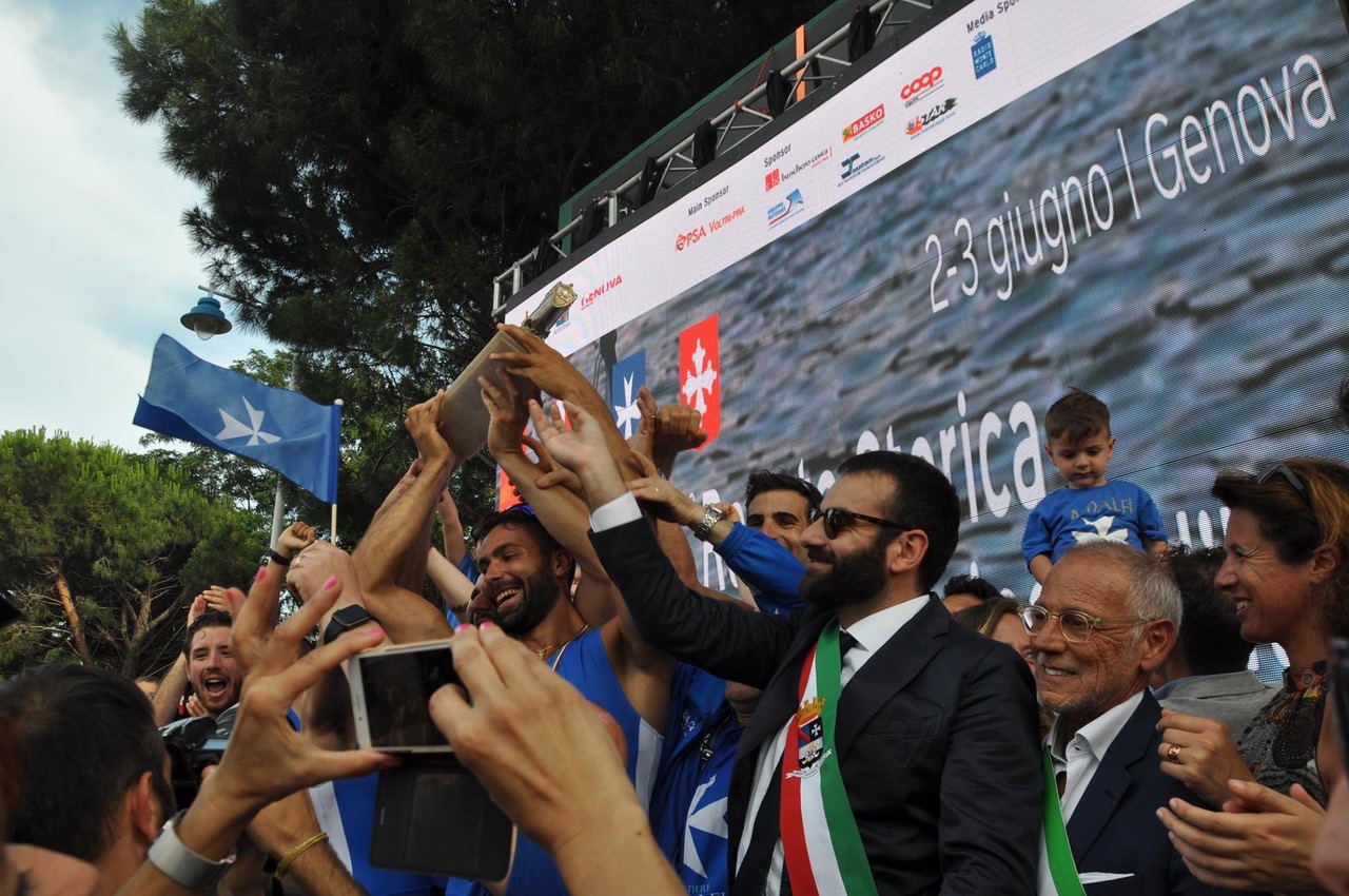 Amalfi abbraccia i suoi campioni. La festa per i vincitori della Regata delle Antiche Repubbliche Marinare