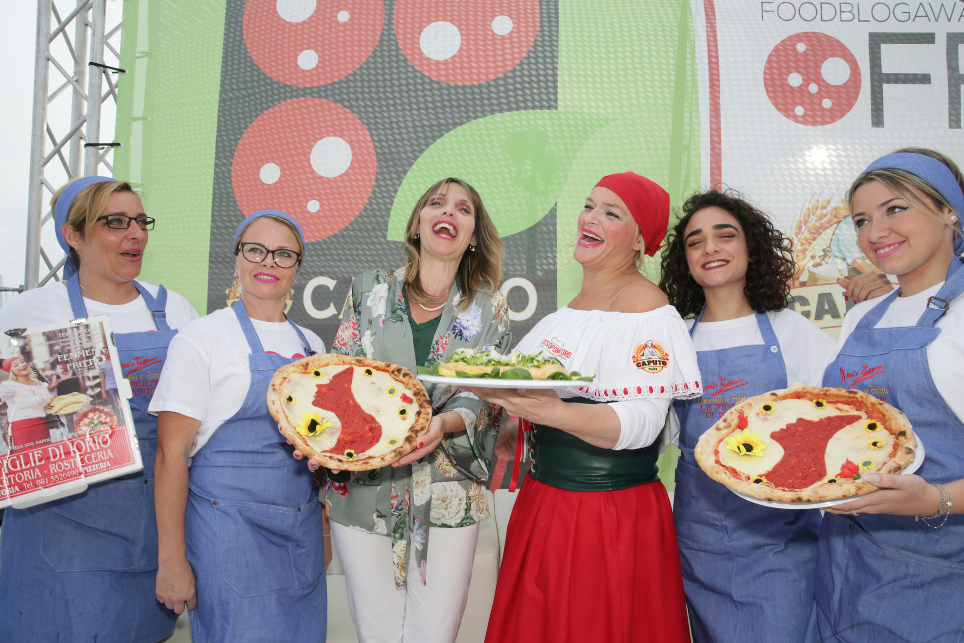 Napoli Pizza Village: una pizza contro il femminicidio