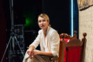 “Squalificati” con Stefania Rocca al Teatro Sannazzaro