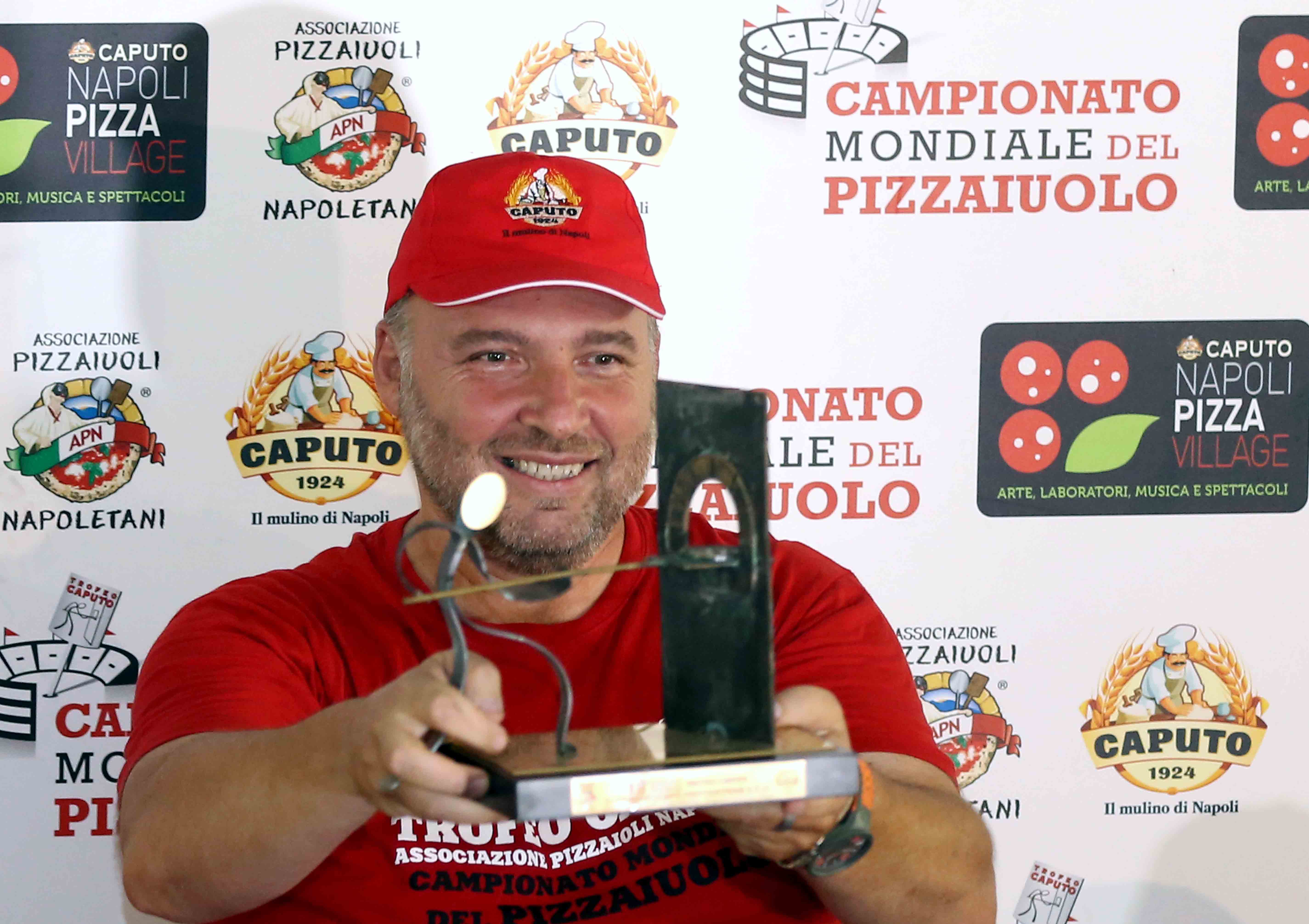 Un napoletano vince il Mondiale del Pizzaiolo