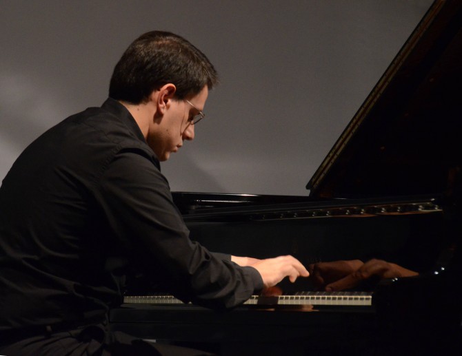 Concerti d’Autunno, chiusura con il pianista Mario Merola per i Preludi di Scriabin e Debussy