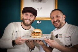 Il pizzaiolo Gaetano Genovesi crea il panino "Mommò" per Cipajo