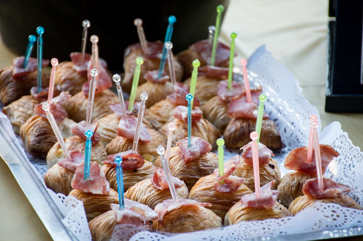 Sfogliatella Happy Hour Experience
