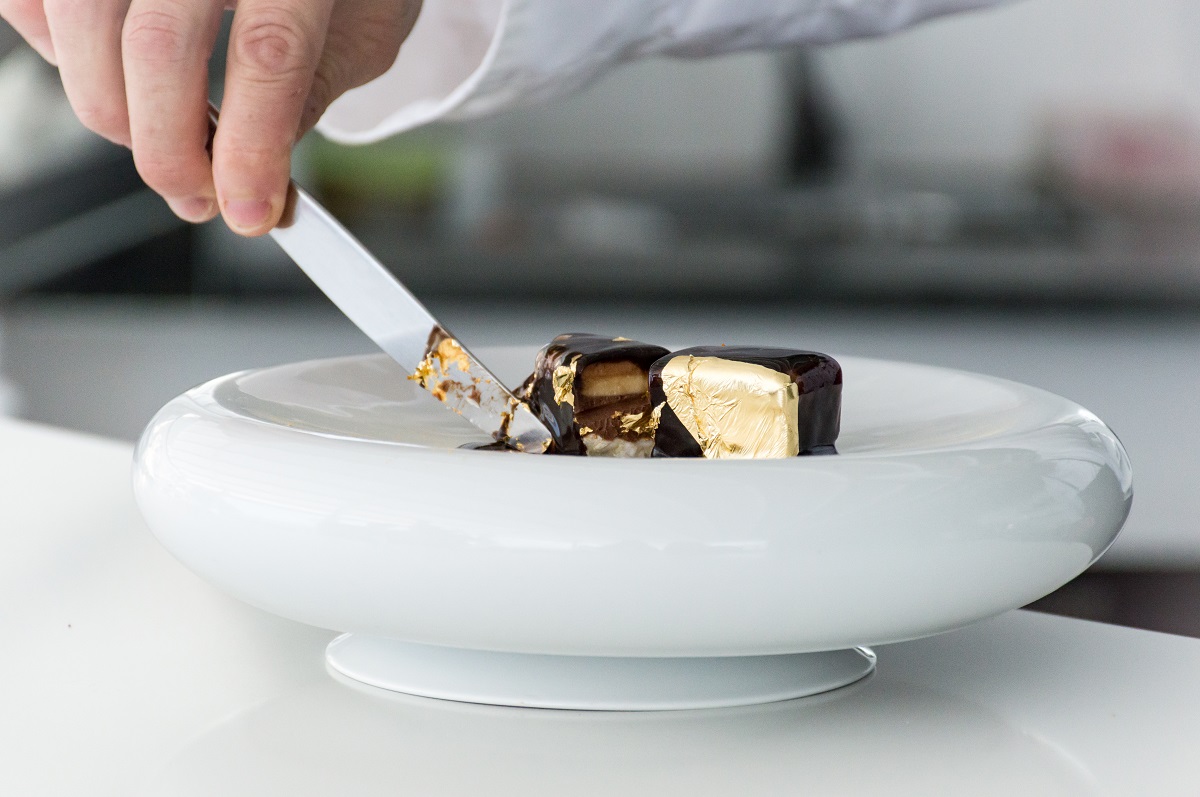 Il lingotto d'oro_Lo chef Nunzio Spagnuolo come Gualtiero Marchesi: mette l'oro sul dessert!