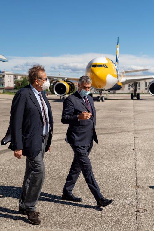 Il Prefetto di Napoli Marco Valentini in visita ad Atitech