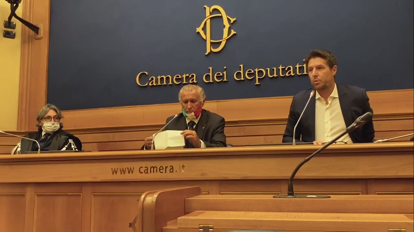 conferenza stampa e manifestazione al Parlamento, alla Camera e al Tribunale di Roma dell’UNAC (Unione Nazionale Arma Carabinieri)