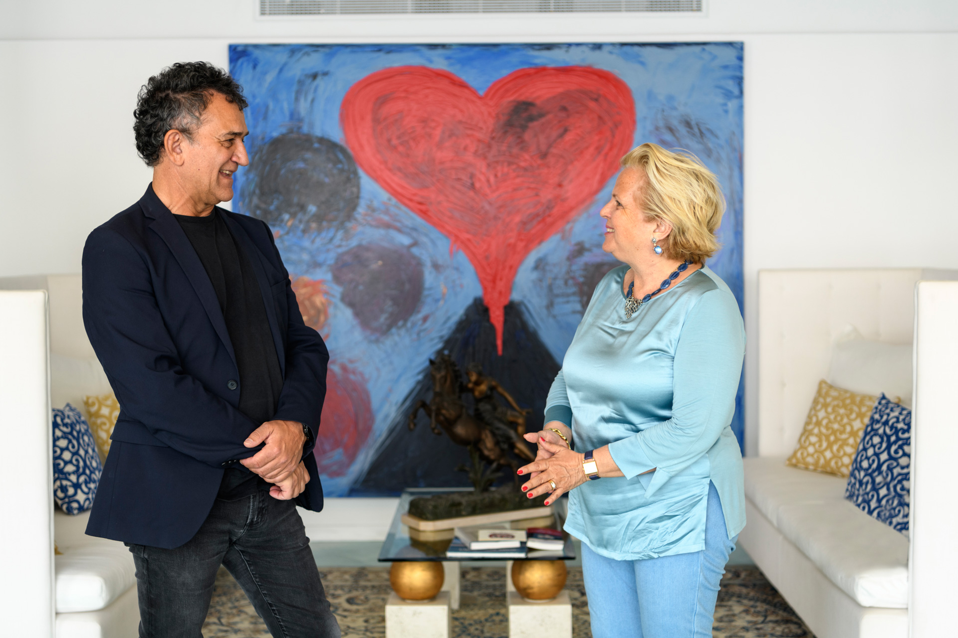 “Vulcano cuore”, le opere di Lello Esposito nell’hotel Le Agavi di Positano