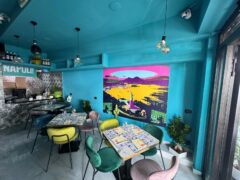 "Johnny Take Uè” approda a Posillipo con la sua pizza digeribile e la friggitoria napoletana