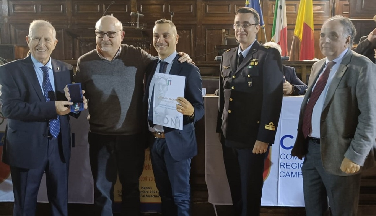 Alla premiazione Coni Napoli per l’anno sportivo 2021 Stella di Bronzo al merito sportivo per il Tennistavolo Acsd Sant’Espedito Napoli 1