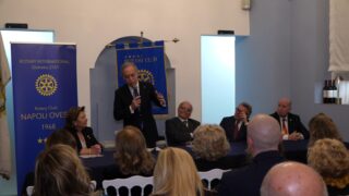 La diplomazia come arma per fermare le guerre: l'ambasciatore Terracciano protagonista dell'evento Rotary Napoli Est, Ovest e Sud Ovest